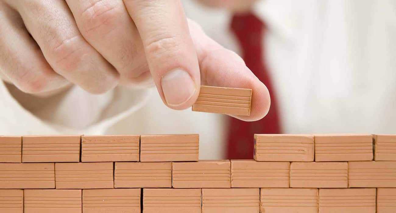 What Can a Party Wall Delay Actually Cost a Project Biggleswade?